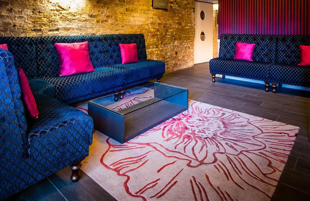 The Varsity Hotel & Spa-1