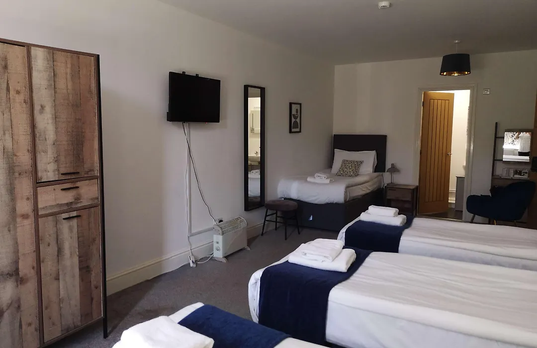 North Cambridge Guesthouse By Payman Club-1