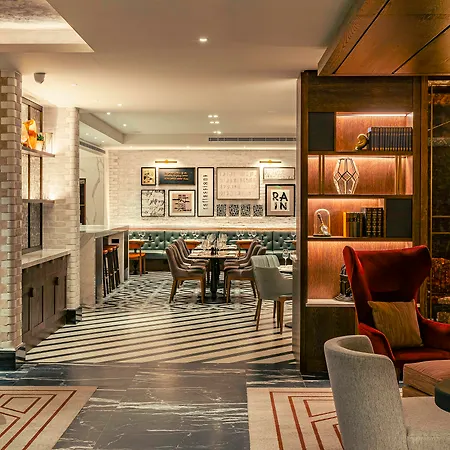 The Fellows House Cambridge, Curio Collection By Hilton-2