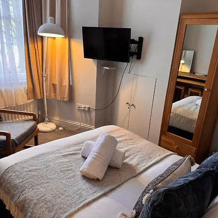 Regency Guest House-3