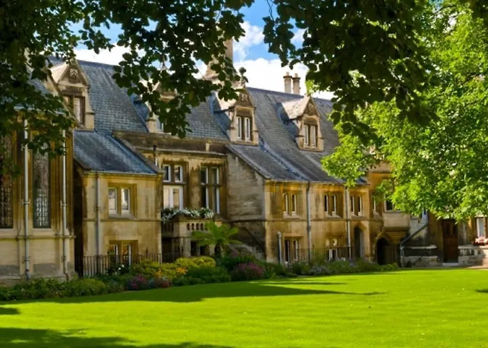 Longreach House Hotel Cambridge 